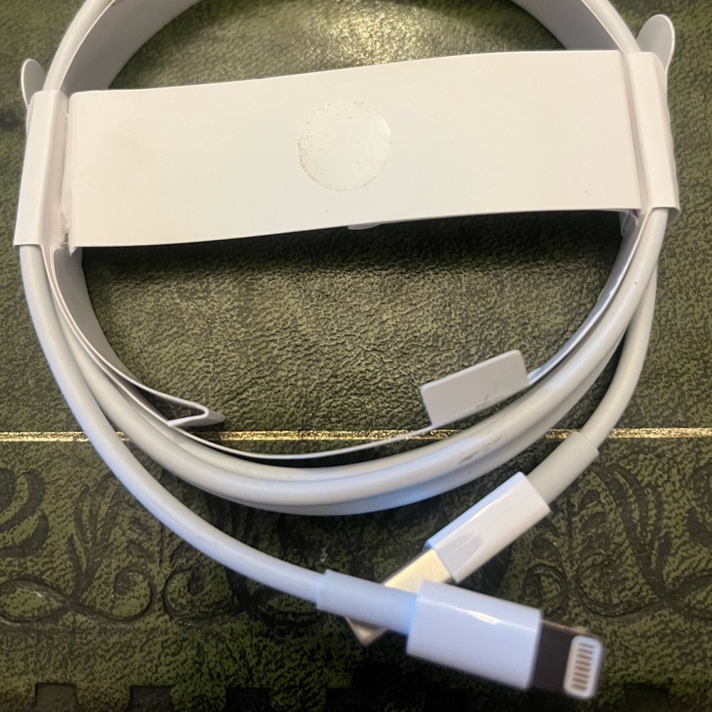 APPLE Lightning Cable USB A (the kind that’s getting harder to find) new in box